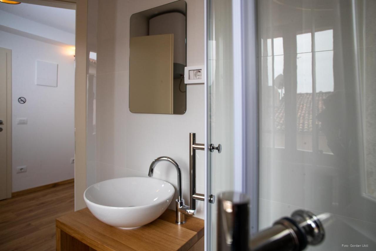 Apartments And Rooms Luan Rovinj Exterior foto